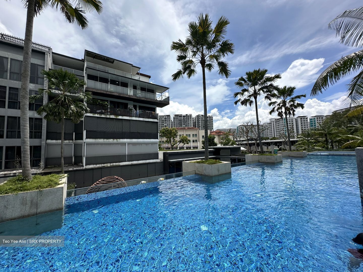 Stratum (D18), Condominium #447655831